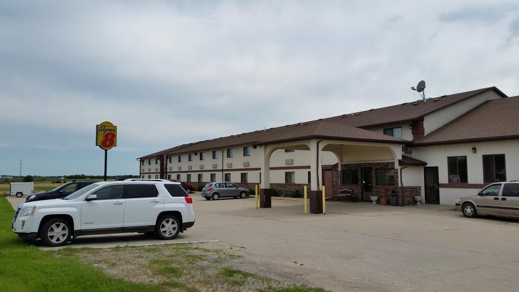 Super 8 by Wyndham Grinnell IA Eksteriør bilde
