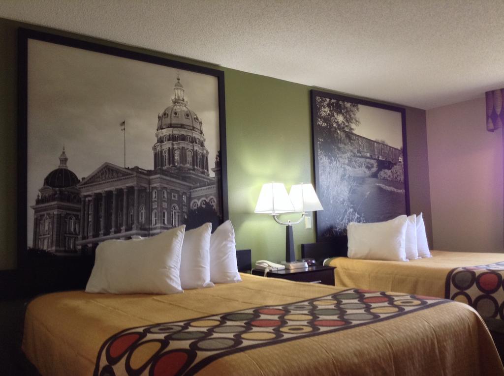 Super 8 by Wyndham Grinnell IA Rom bilde